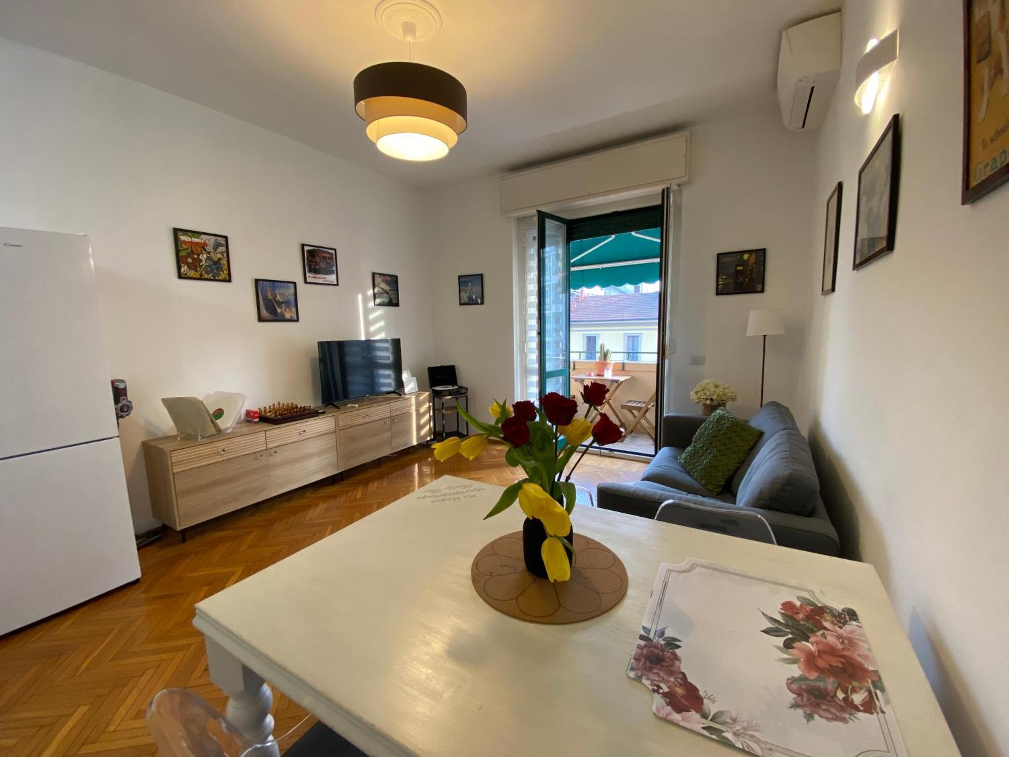 Daniela's Spazioso Ai Navigli Appartamento